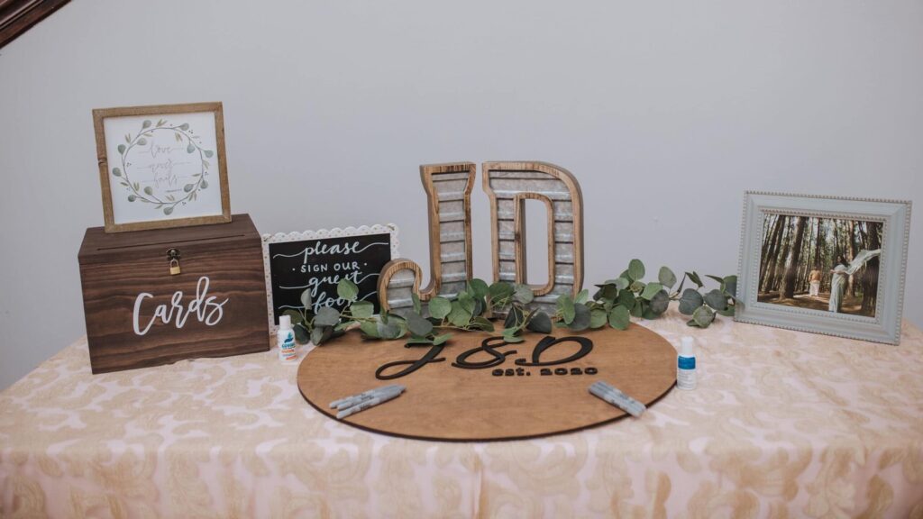 wedding guest sign in table ideas wood, earthy tones, neutral